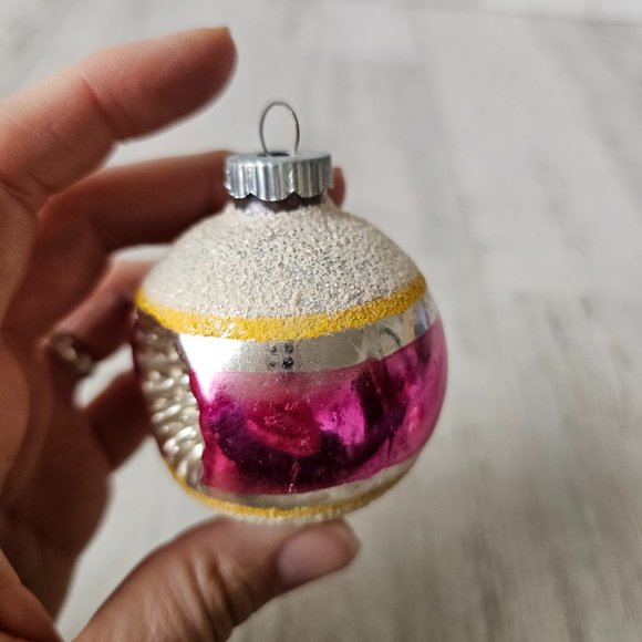 Radko shiny Brite double pink indent teardrop flocked Mercury glass ornament set - Picture 11 of 16